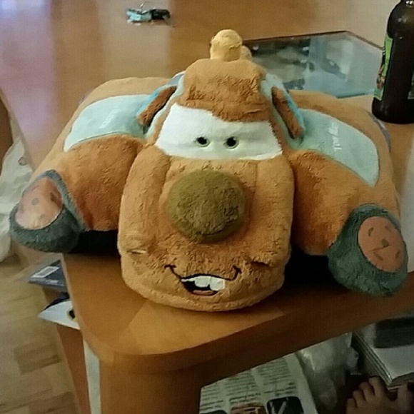 Disney Cars Pillow Pet - Picture 1 of 1